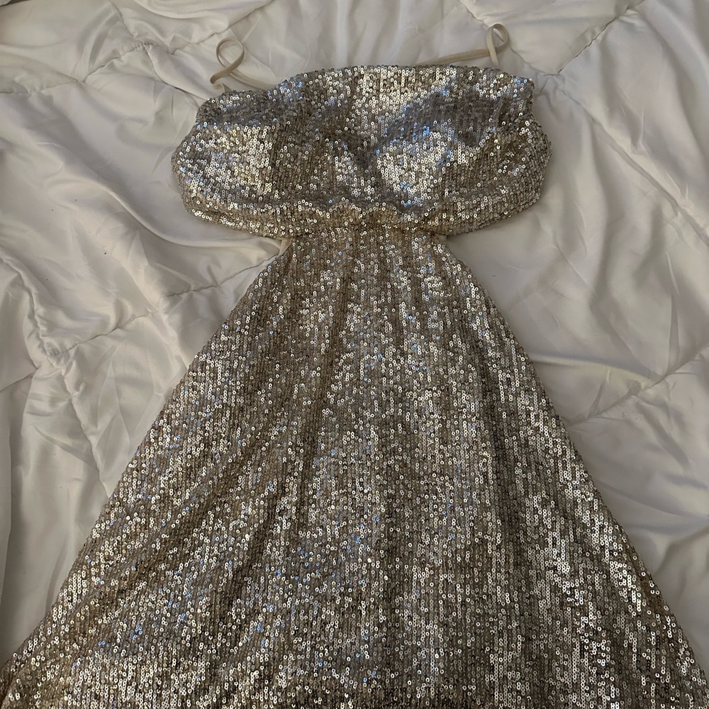 Boutique Mini Silver Sequin Dress with Side Cutouts - Picture 2 of 4
